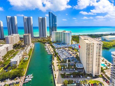 300 Bayview Dr APT 1215, Sunny Isles Beach, FL, 33160