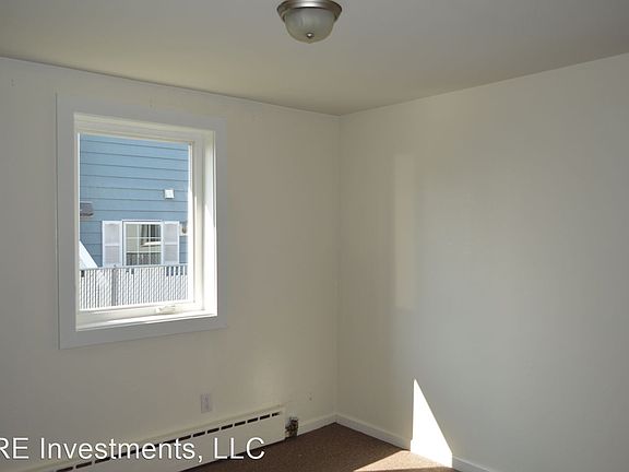 5th image of 914 16th Ave APT 2