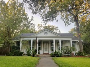 224 E Leona St, Uvalde, TX 78801