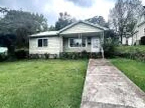 622 W Central Ave, Harrison, AR 72601