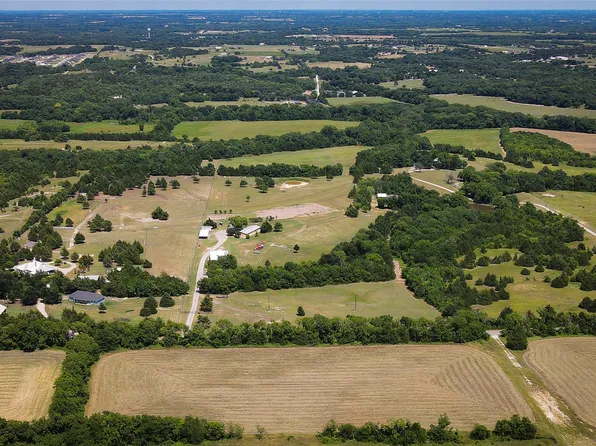 2 Edwards Rd, Van Alstyne, TX 75495