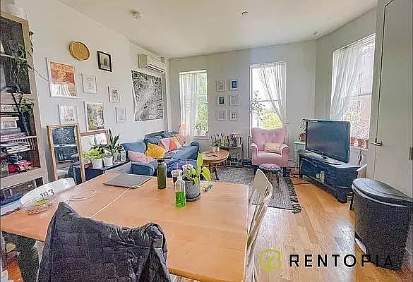 Rented by Rentopia | media 10