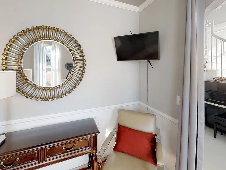 115 Thistlewood Ln — Photo 38