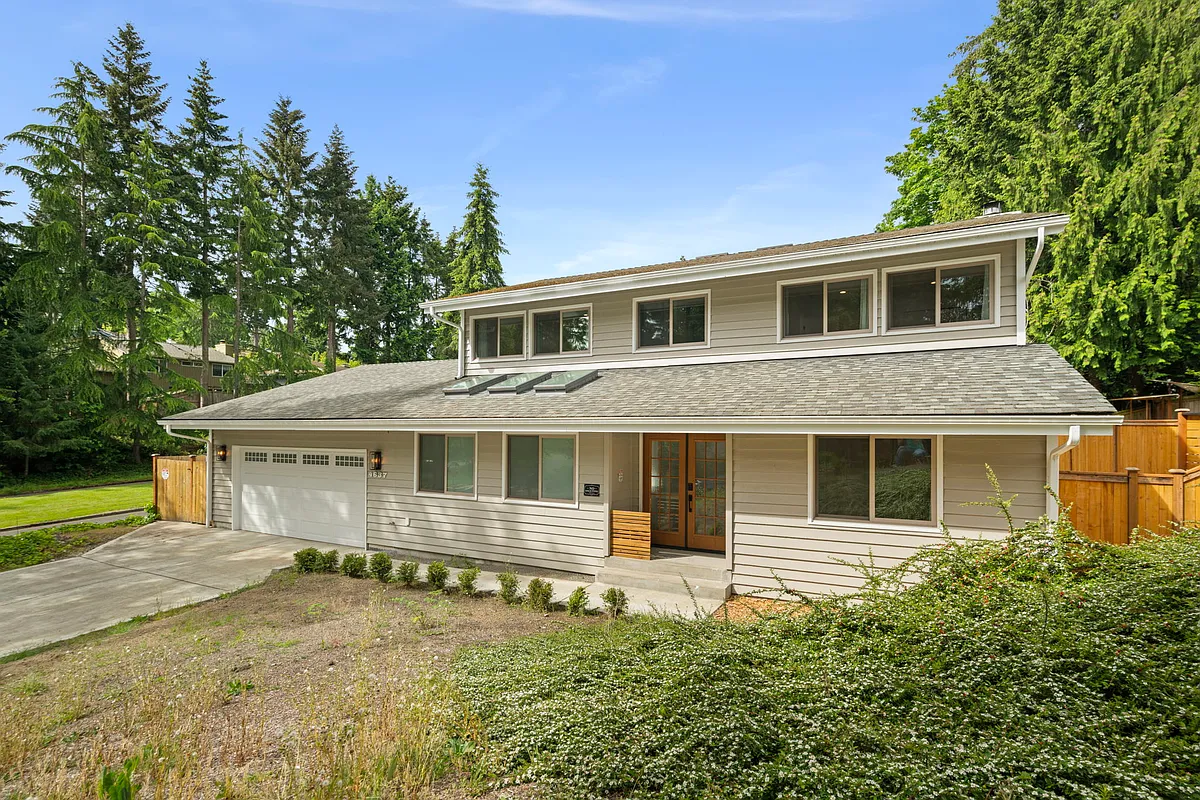 Building Photo - 4637 144th Pl SE