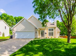 3116 Mercedes Dr, Green Bay, WI 54313