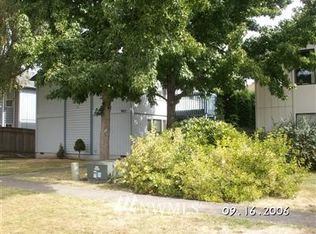 910 8th Ave, Longview, WA 98632