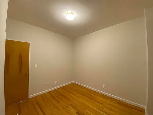 Rented by Oxford Property Group | media 17