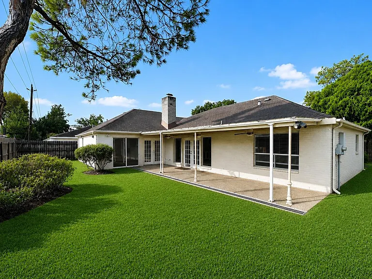 10735 Kitty Brook Dr — Photo 37