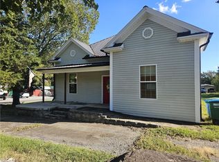 491 W Peacock Ave, Denton, NC 27239