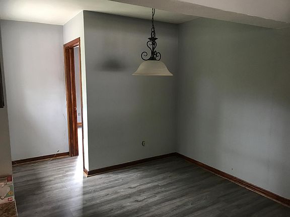 4th image of 10107 N Ashley St