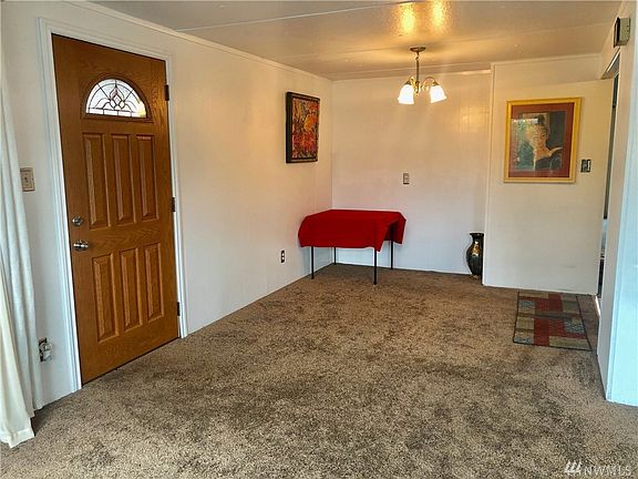 5th image of 3208 S 182nd Pl