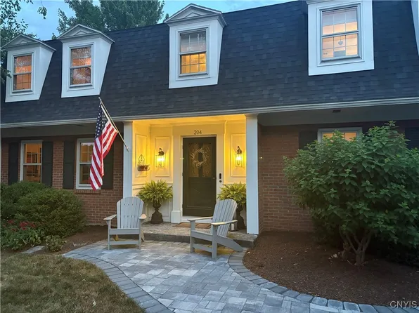 204 Old Lyme Rd, Syracuse, NY 13224