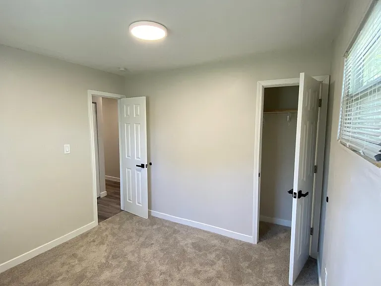 1654 Wiard Blvd — Photo 6