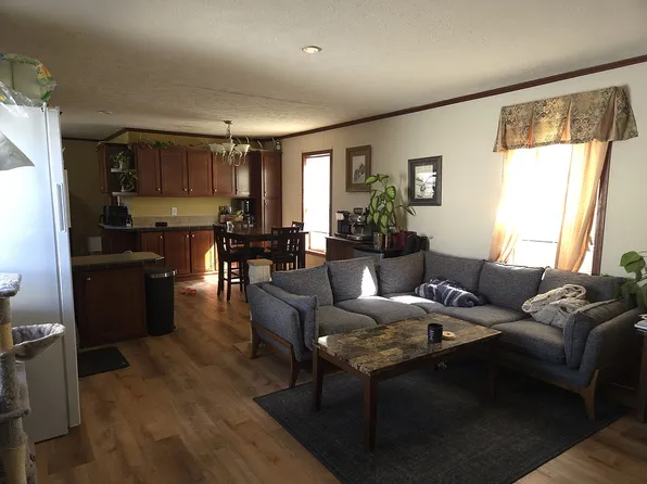 124 12th St N Trailer 14, Columbus, MT 59019