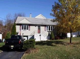 48 Cedar St, Cedar Grove, NJ 07009