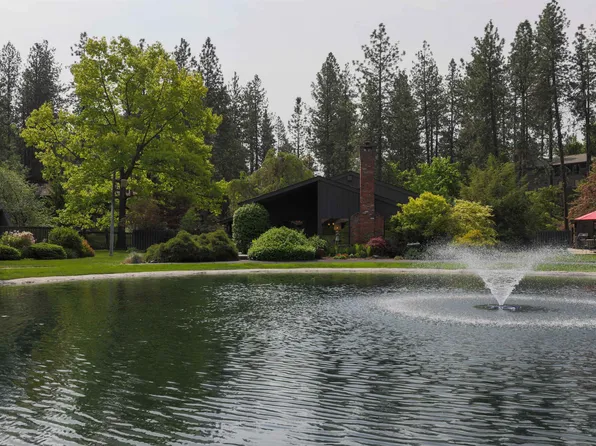 1827 E Rockwood Blvd #1, Spokane, WA 99203