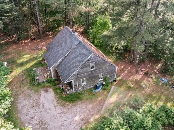 462 Bedford St, Lakeville, MA 02347