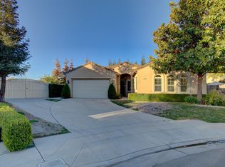 6931 W Calimyrna Ave, Fresno, CA 93723