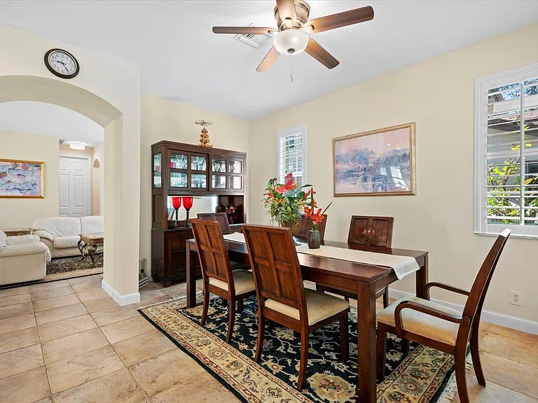 513 Tomahawk Ct — Photo 5