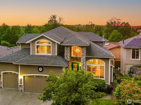 8218 NE 187th Way, Kenmore, WA 98028