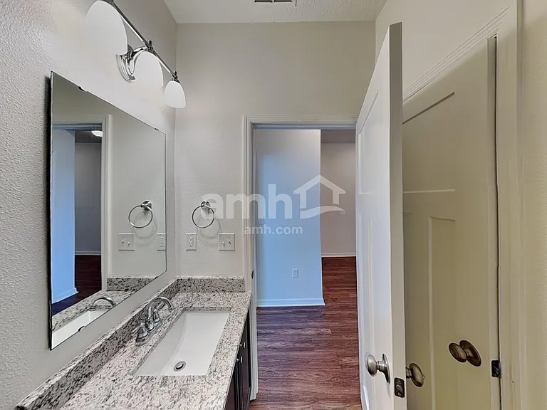 5116 Piazza Loop — Photo 13