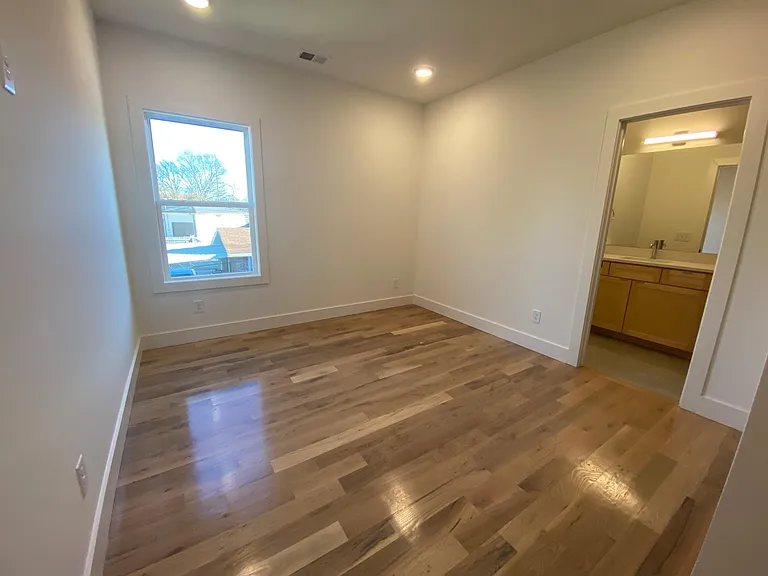 6460 Thunderbird Dr — Photo 17