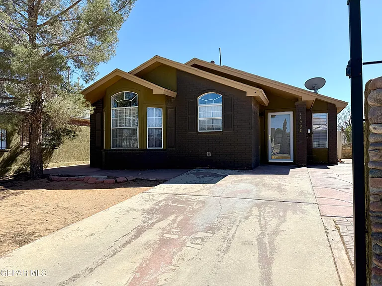 11992 Dragon Crest Dr — Photo 1