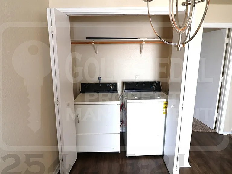 1101 Horizon Dr — Photo 4