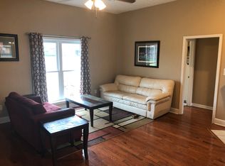 30 White Oak Ct, Deatsville, AL 36022
