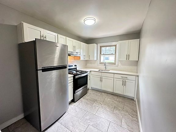 3rd image of 500 S Harrison St #11