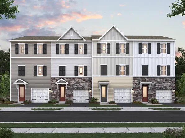 81 Basswood St, Berlin, NJ 08009