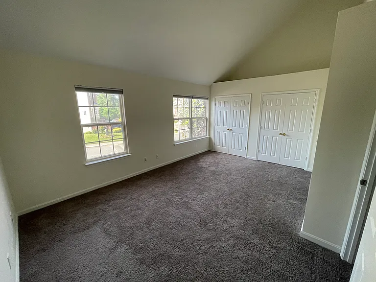 507 Stafford Glen Ct — Photo 16
