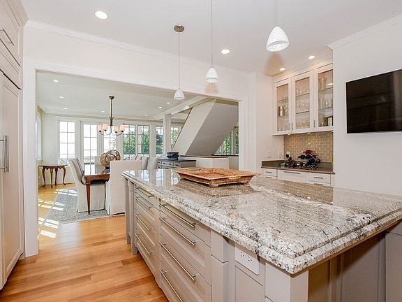 4th image of 85 Moorings Rd