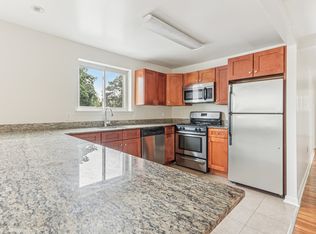 Allens Lane, Philadelphia, PA 19119