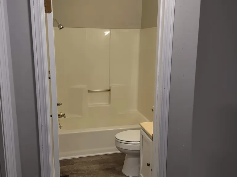 1008 N Fairmont Ave #1008 — Photo 9