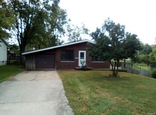 419 Butcher St, Bethalto, IL 62010