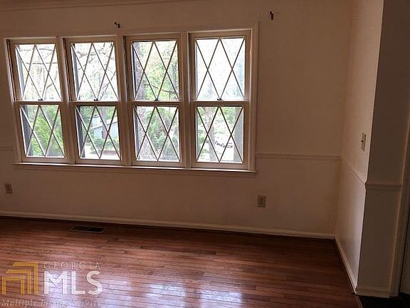 5th image of 1723 Cedar Cliff Dr SE #63