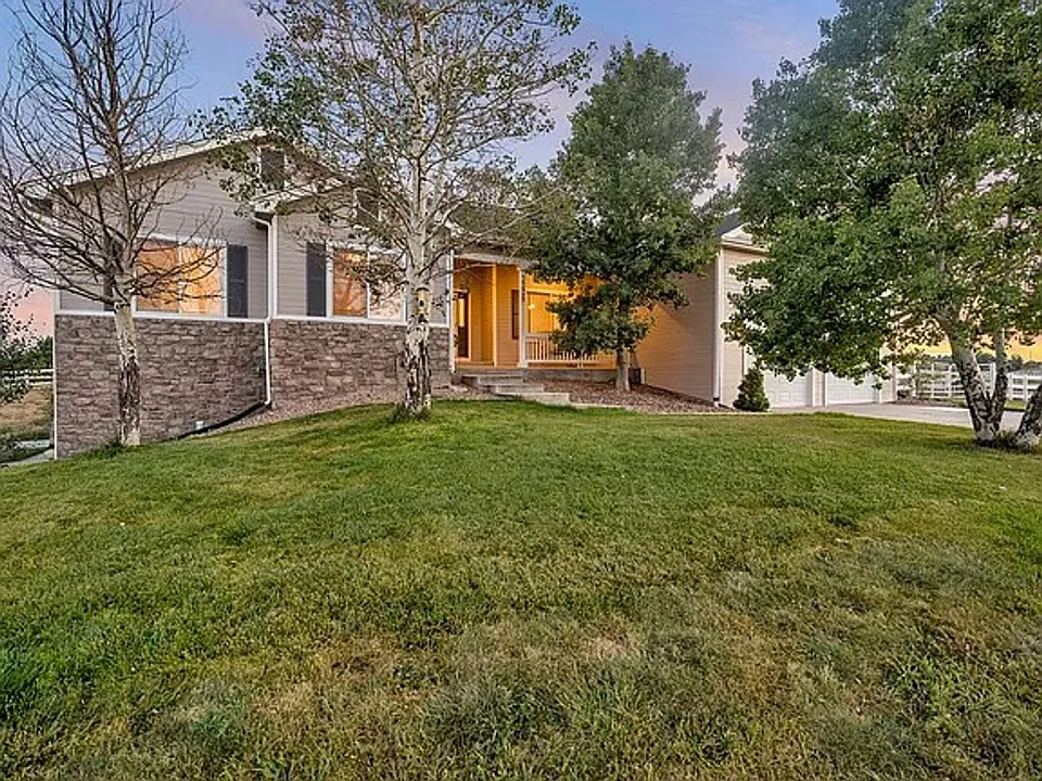 2228 Red Maple Cir