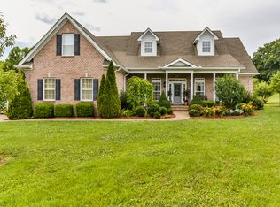 3704 Stonecreek Dr, Spring Hill, TN 37174