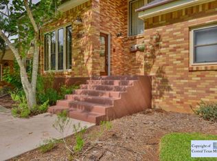 211 Windsor Ln, New Braunfels, TX 78132