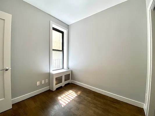 Rented by Corcoran | media 12