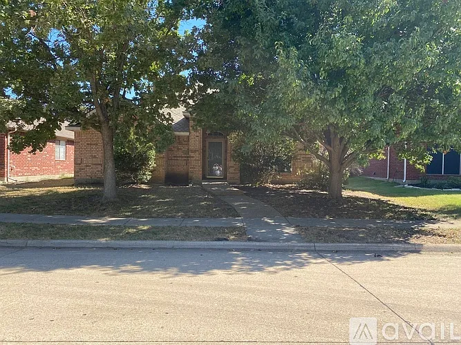 5205 Crossvine Ln — Photo 1