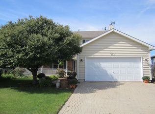 731 Meadow Ln, Hinckley, IL 60520