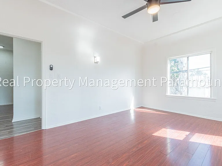 2757 Mansfield Ave — Photo 19