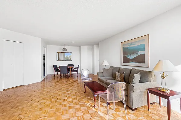 Sold by Amy L. Krischer R. E. | media 2