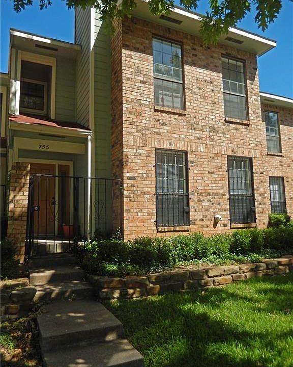 1st image of 755 N Van Buren Ave