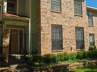 755 N Van Buren Ave, Dallas, TX 75208
