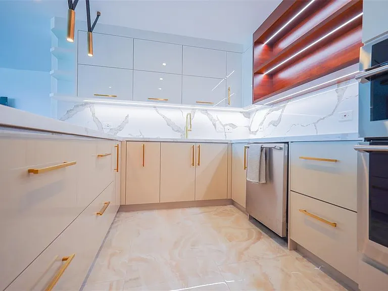 550 Avenue De La Constitucion #1408 — Photo 20