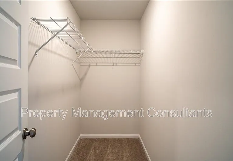4151 Hudson Ct — Photo 14