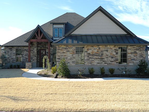 3rd image of 10608 Concord Dr